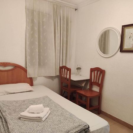 30-3- Бюджетная Комната В Квартире Для 2 Человека, Alicante Διαμέρισμα Εξωτερικό φωτογραφία