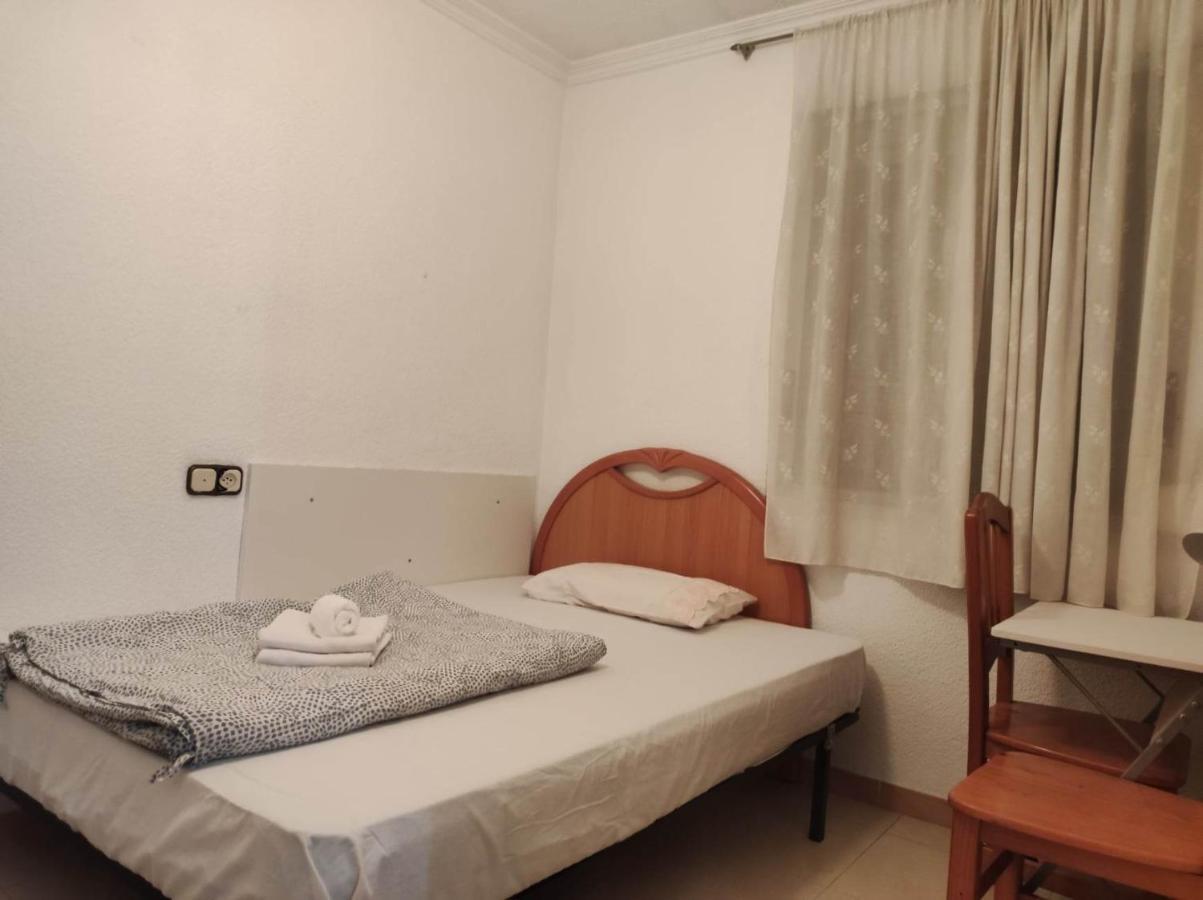 30-3- Бюджетная Комната В Квартире Для 2 Человека, Alicante Διαμέρισμα Εξωτερικό φωτογραφία